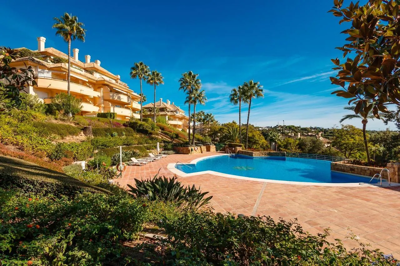 Holiday Home, With Sea Views, South Facing And Close To The Golf Course And The Beach, In Elviria Hills Marbella