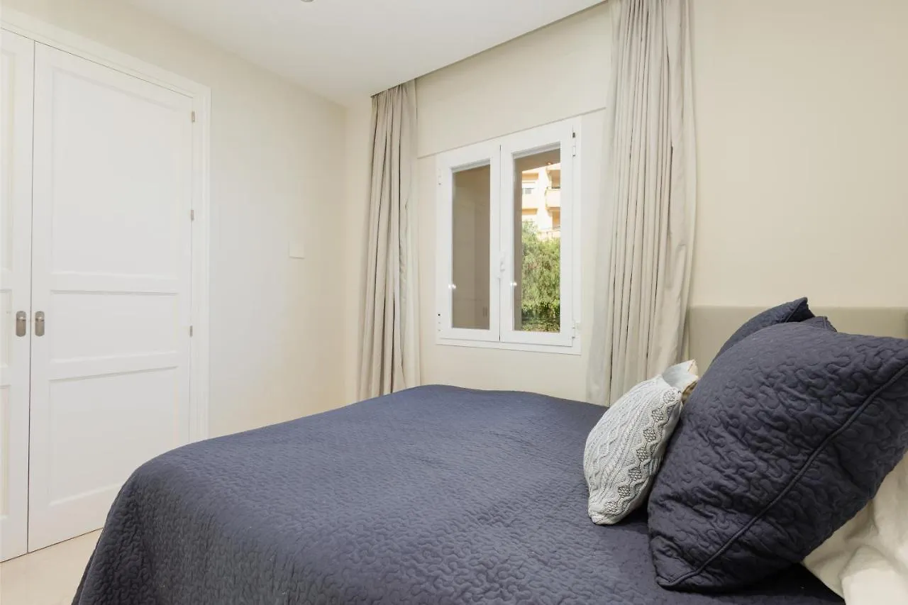 Apartment Seaside Golf Retreat: Elviria Hills Holiday Home Marbella